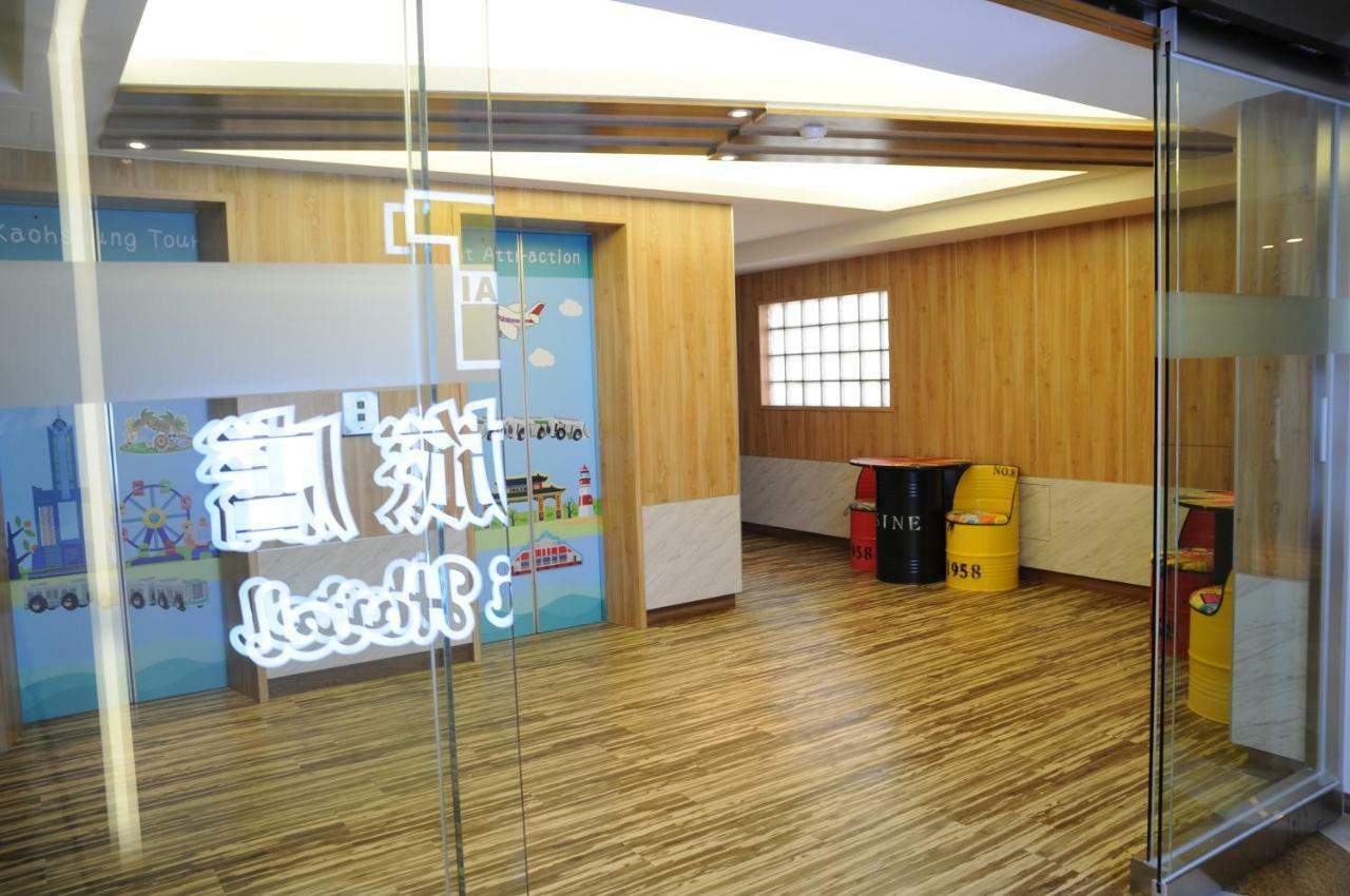 Sung Tai Hotel Kaohsiung Buitenkant foto