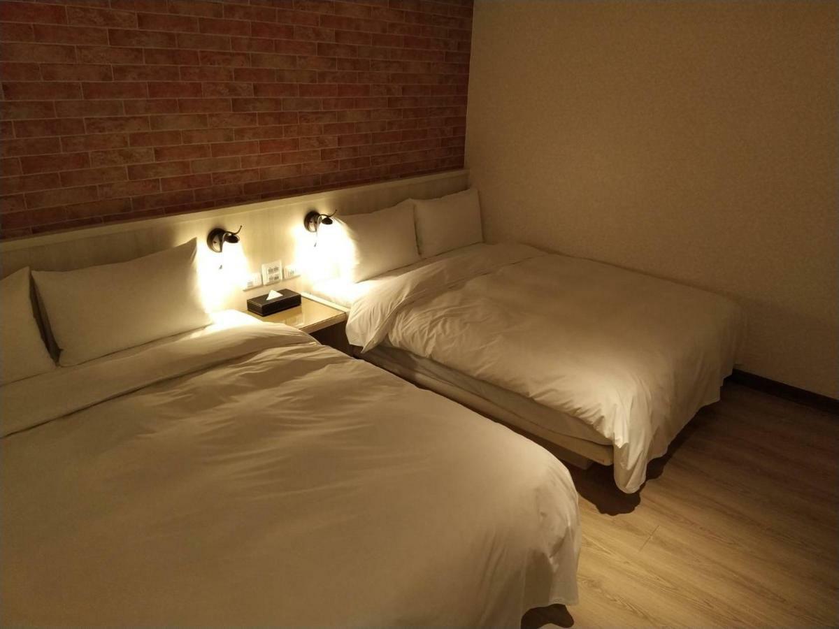 Sung Tai Hotel Kaohsiung Buitenkant foto